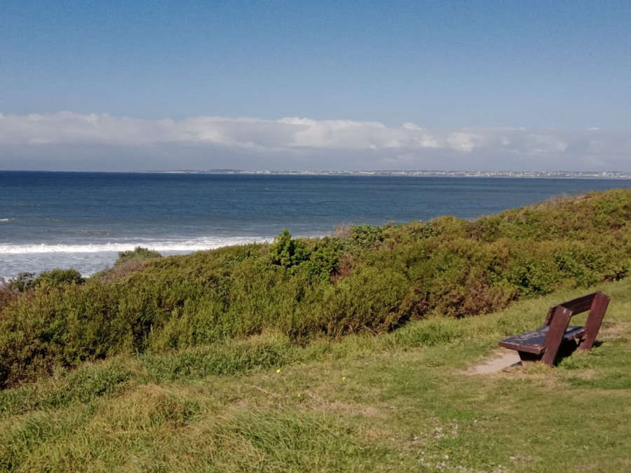 Commercial Property for Sale in Paradise Beach Eastern Cape